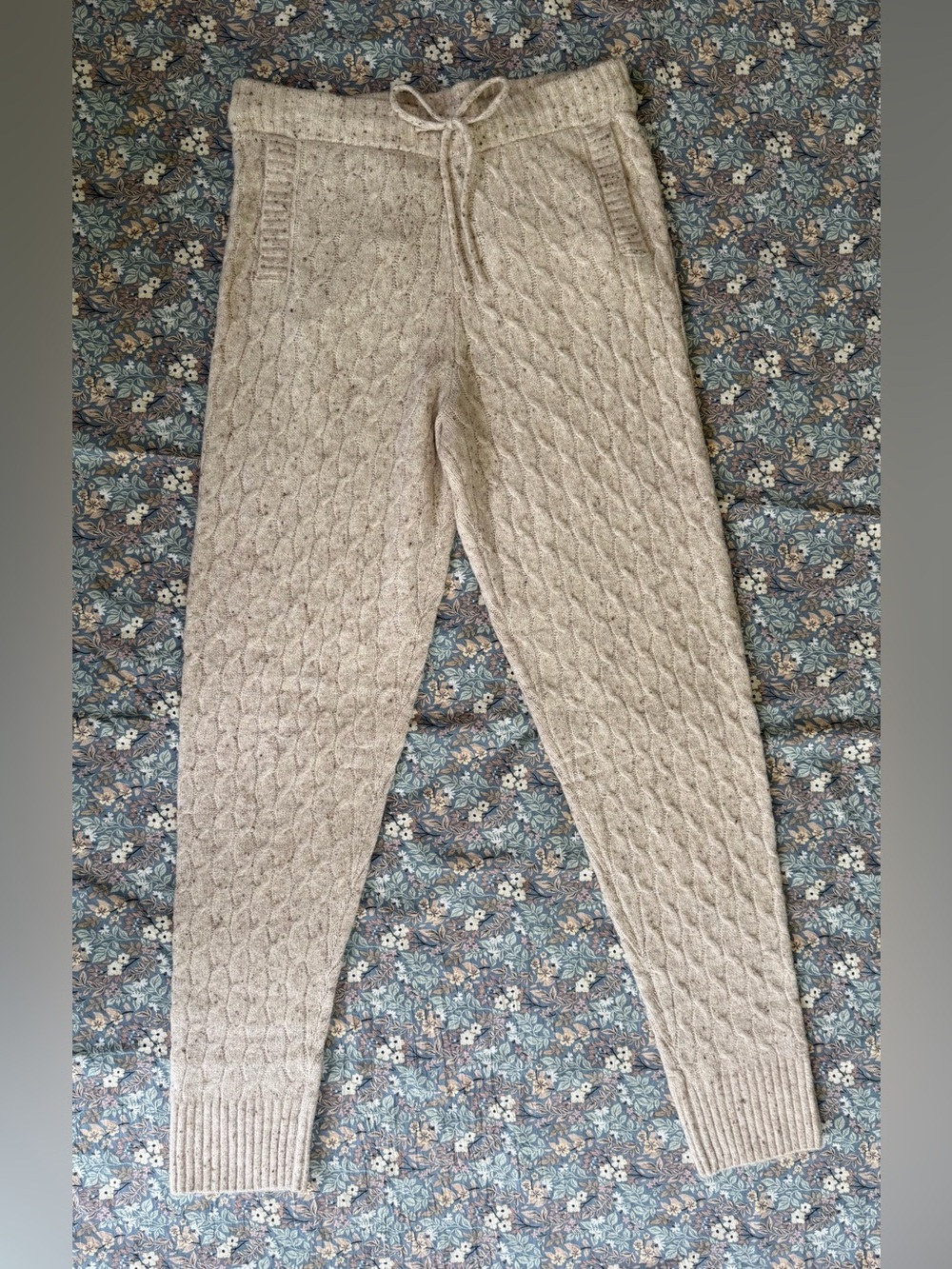 Auden Women's Cashfeel Cable Knit Jogger Pants
